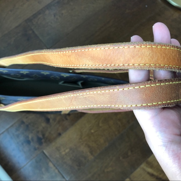 Authentic Louis Vuitton Babylon shoulder bag - Picture 12 of 15